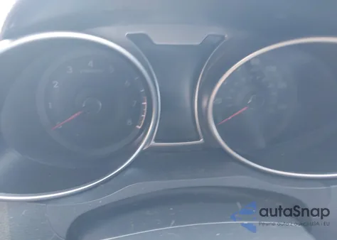 2016 Hyundai Veloster z USA, uszkodzony, nr VIN KMHTC6AD1GU288392